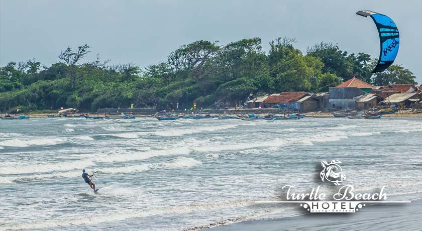Turtle Beach Hotel Ujunggenteng Ngoại thất bức ảnh
